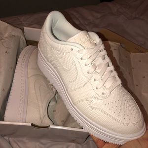 Jordan Air x Nike Womens Shoes